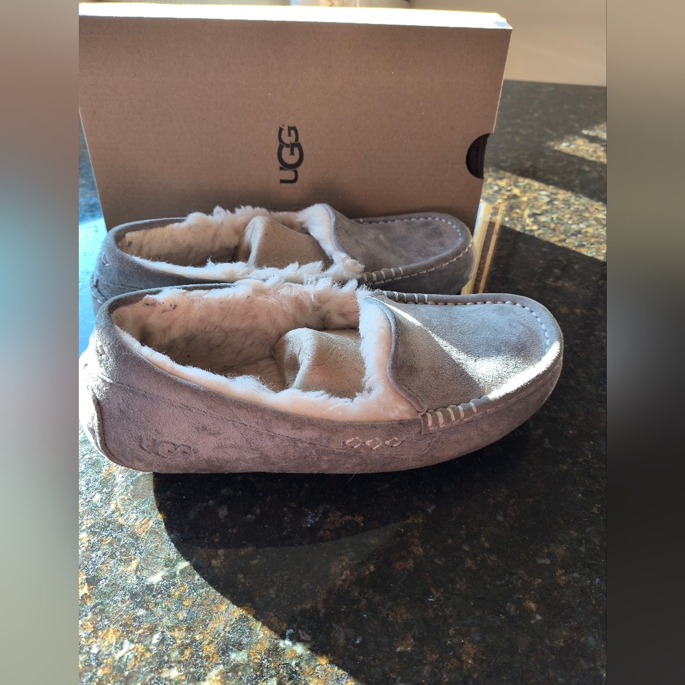UGG Ansley Slippers